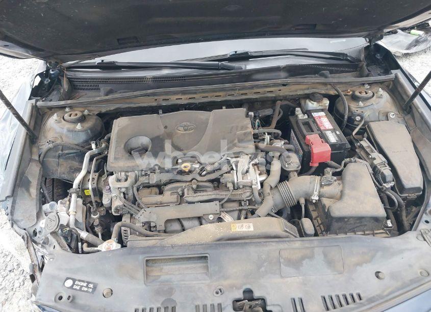 Photo 10 of 2020 Toyota Camry LE (VIN 4T1C11AK7LU904047)