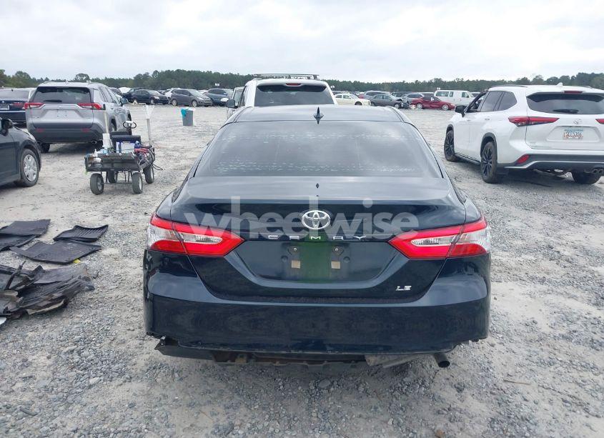 Photo 16 of 2020 Toyota Camry LE (VIN 4T1C11AK7LU904047)