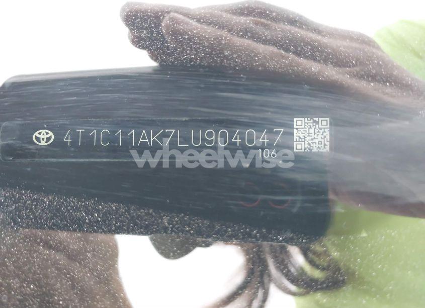 Photo 9 of 2020 Toyota Camry LE (VIN 4T1C11AK7LU904047)