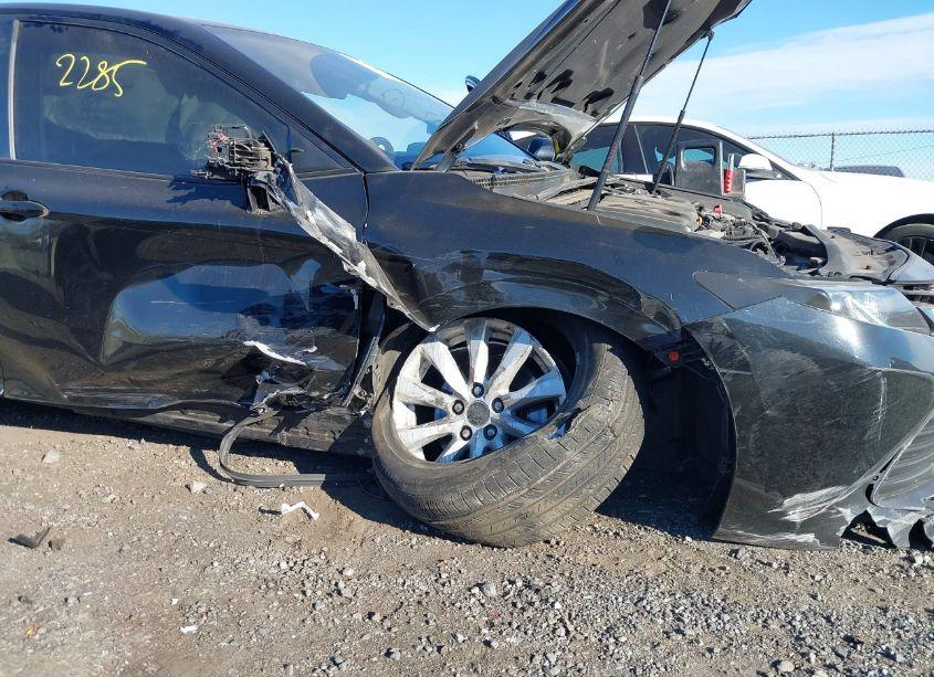 Photo 6 of 2020 Toyota Camry LE (VIN 4T1C11AK7LU910981)