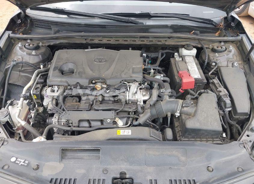 Photo 10 of 2020 Toyota Camry LE (VIN 4T1C11AK7LU935265)