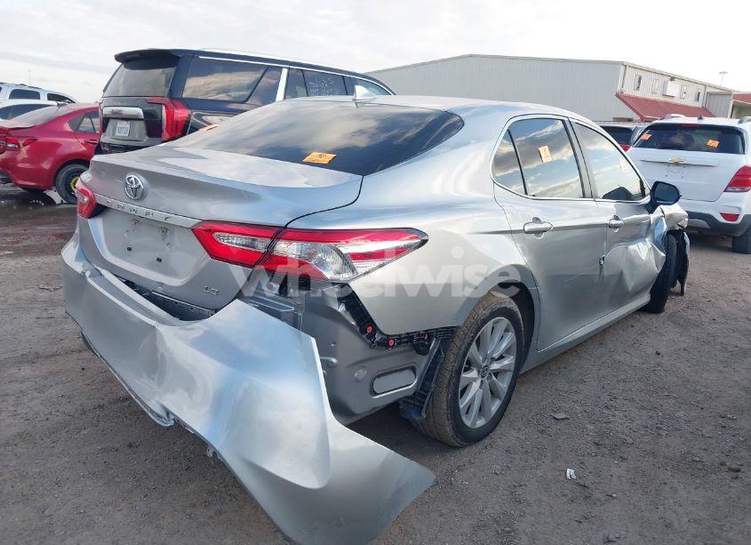 Photo 4 of 2020 Toyota Camry LE (VIN 4T1C11AK7LU965169)