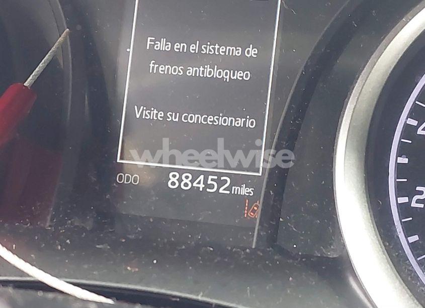 Photo 16 of 2021 Toyota Camry LE (VIN 4T1C11AK7MU444535)