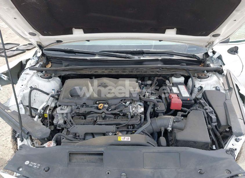 Photo 10 of 2021 Toyota Camry LE (VIN 4T1C11AK7MU515359)