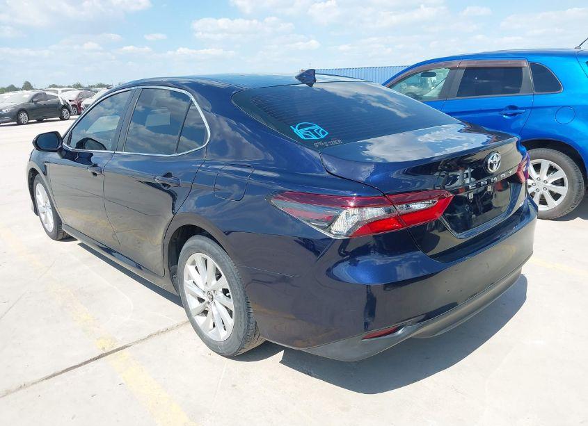 Photo 3 of 2021 Toyota Camry LE (VIN 4T1C11AK7MU520206)