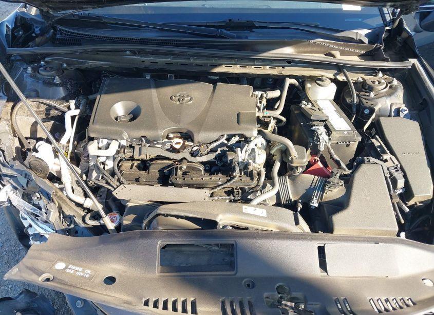 Photo 10 of 2021 Toyota Camry LE (VIN 4T1C11AK7MU551617)