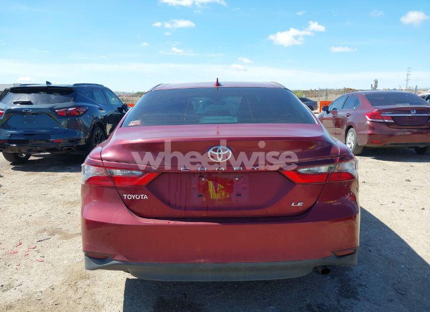 Photo 16 of 2021 Toyota Camry LE (VIN 4T1C11AK7MU557255)