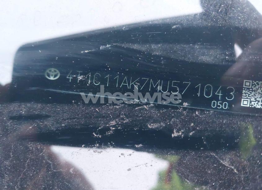 Photo 18 of 2021 Toyota Camry LE (VIN 4T1C11AK7MU571043)