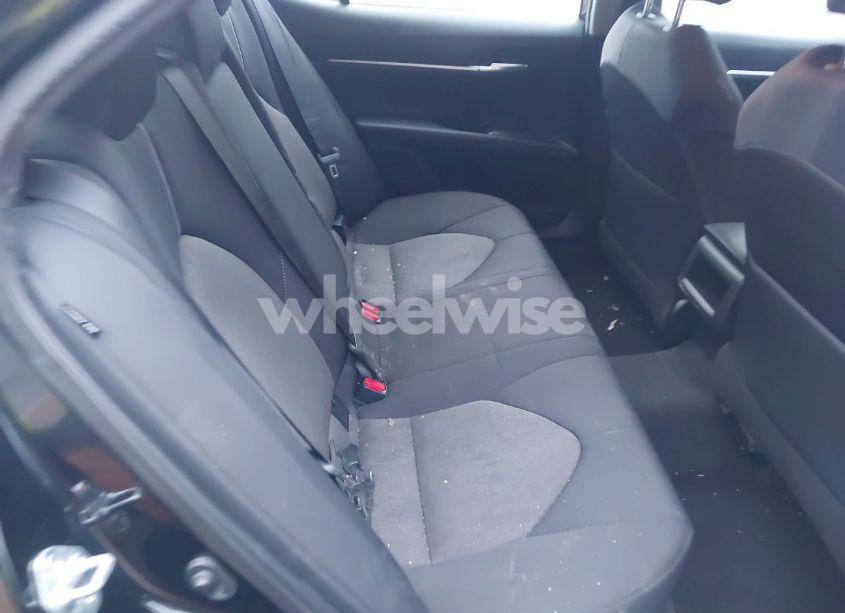 Photo 8 of 2021 Toyota Camry LE (VIN 4T1C11AK7MU571043)