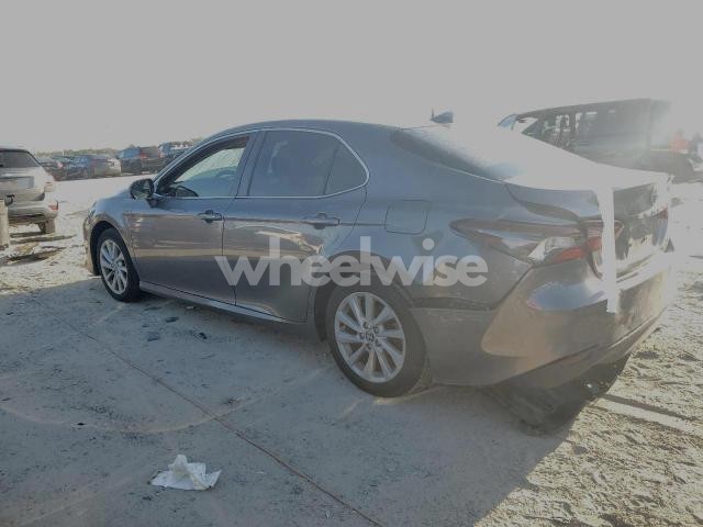 Photo 6 of 2022 TOYOTA CAMRY LE (VIN 4T1C11AK7NU068761)