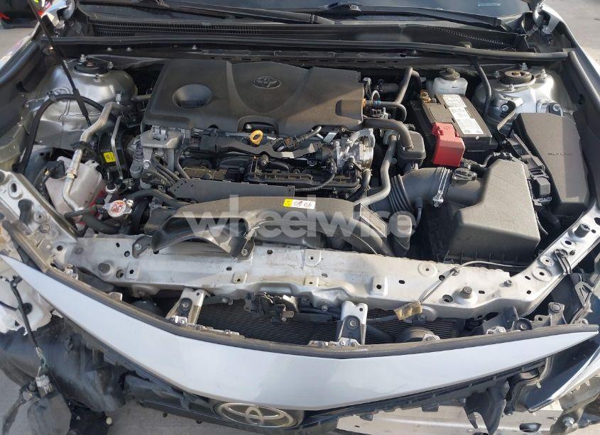 Photo 10 of 2022 Toyota Camry LE (VIN 4T1C11AK7NU621666)