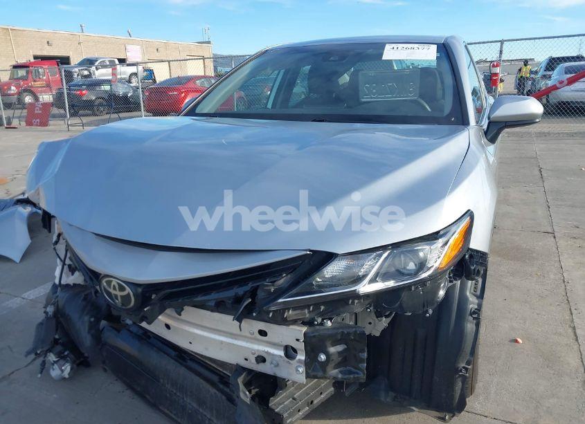Photo 17 of 2022 Toyota Camry LE (VIN 4T1C11AK7NU621666)