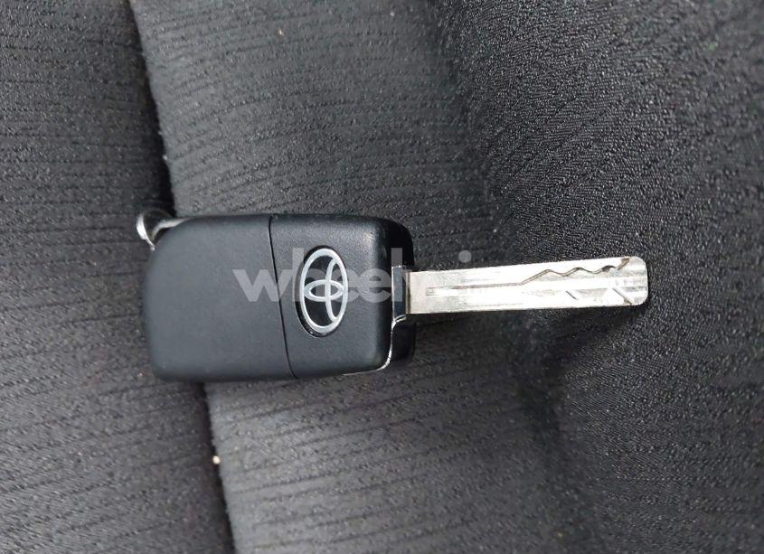 Photo 11 of 2022 Toyota Camry LE (VIN 4T1C11AK7NU659978)