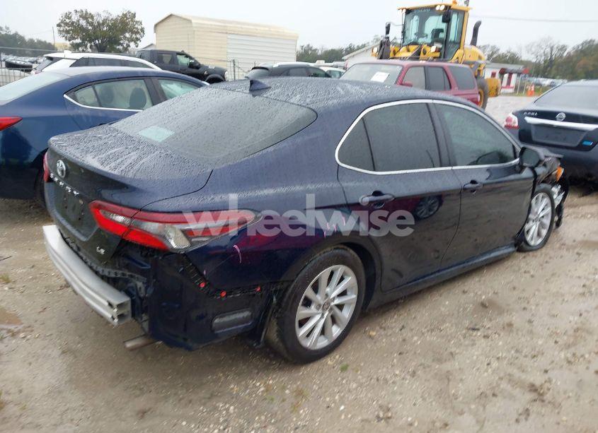 Photo 4 of 2022 Toyota Camry LE (VIN 4T1C11AK7NU659978)