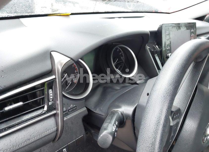 Photo 7 of 2022 Toyota Camry LE (VIN 4T1C11AK7NU659978)