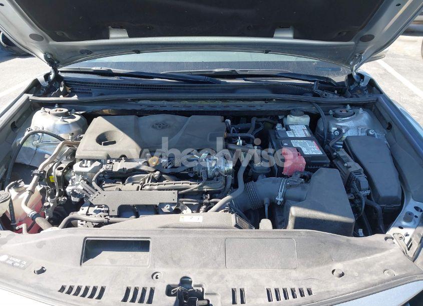 Photo 10 of 2022 Toyota Camry LE (VIN 4T1C11AK7NU662122)