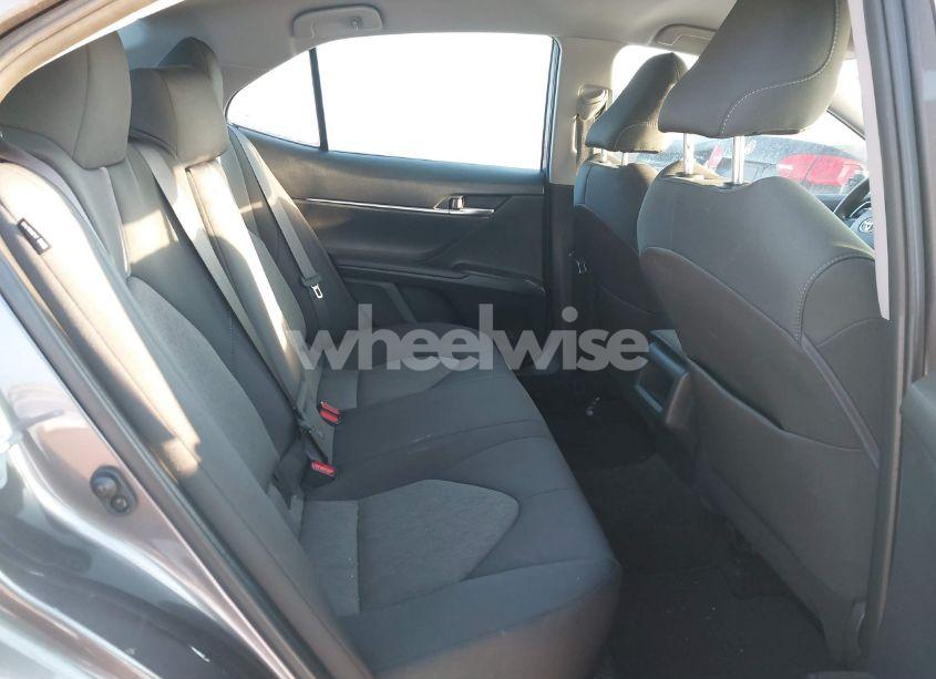 Photo 8 of 2022 Toyota Camry LE (VIN 4T1C11AK7NU674495)