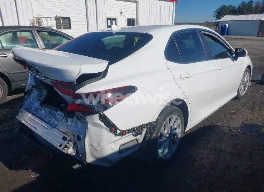 Photo 4 of 2022 Toyota Camry LE (VIN 4T1C11AK7NU677462)