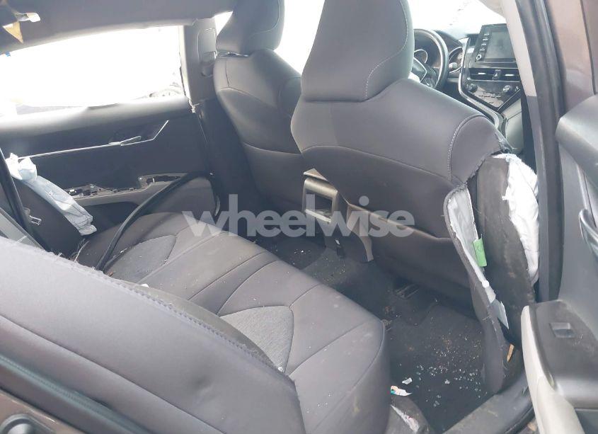 Photo 8 of 2022 Toyota Camry LE (VIN 4T1C11AK7NU679728)