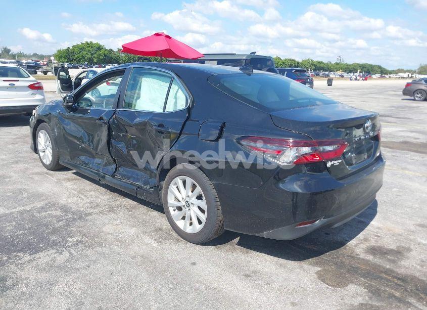Photo 3 of 2023 Toyota Camry LE (VIN 4T1C11AK7PU117993)