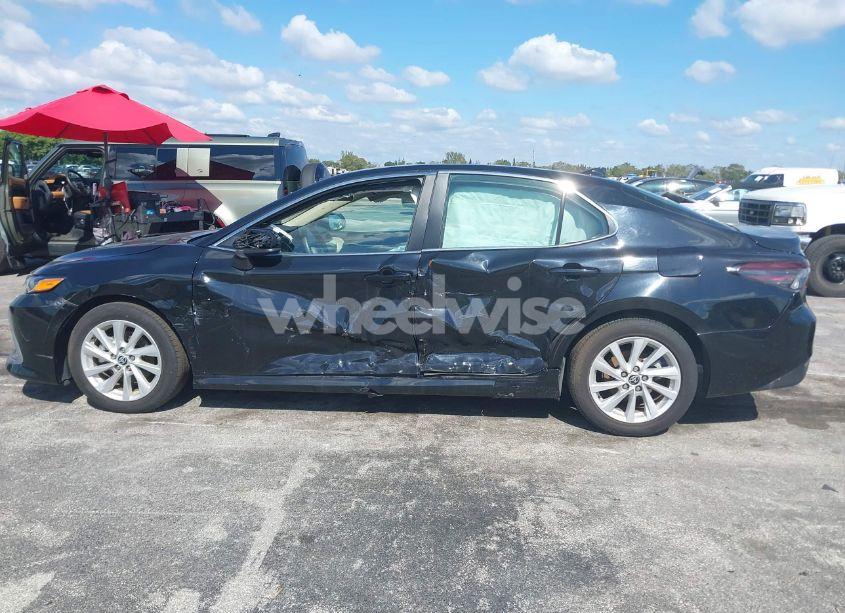 Photo 6 of 2023 Toyota Camry LE (VIN 4T1C11AK7PU117993)