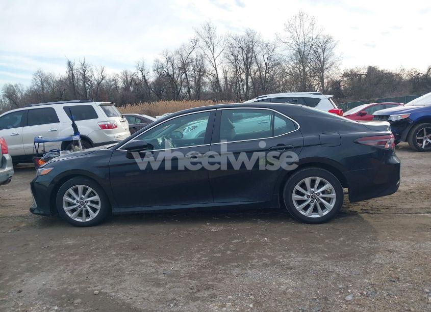 Photo 15 of 2023 Toyota Camry LE (VIN 4T1C11AK7PU129092)