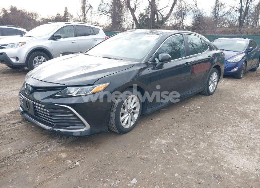 Photo 2 of 2023 Toyota Camry LE (VIN 4T1C11AK7PU129092)
