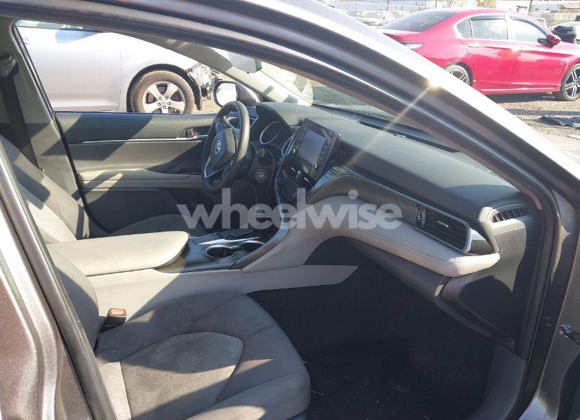 Photo 5 of 2023 Toyota Camry LE (VIN 4T1C11AK7PU747867)