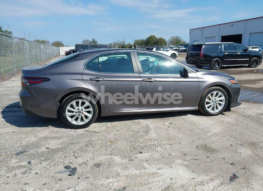 Photo 13 of 2023 Toyota Camry LE (VIN 4T1C11AK7PU752275)