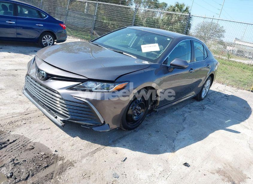 Photo 2 of 2023 Toyota Camry LE (VIN 4T1C11AK7PU752275)