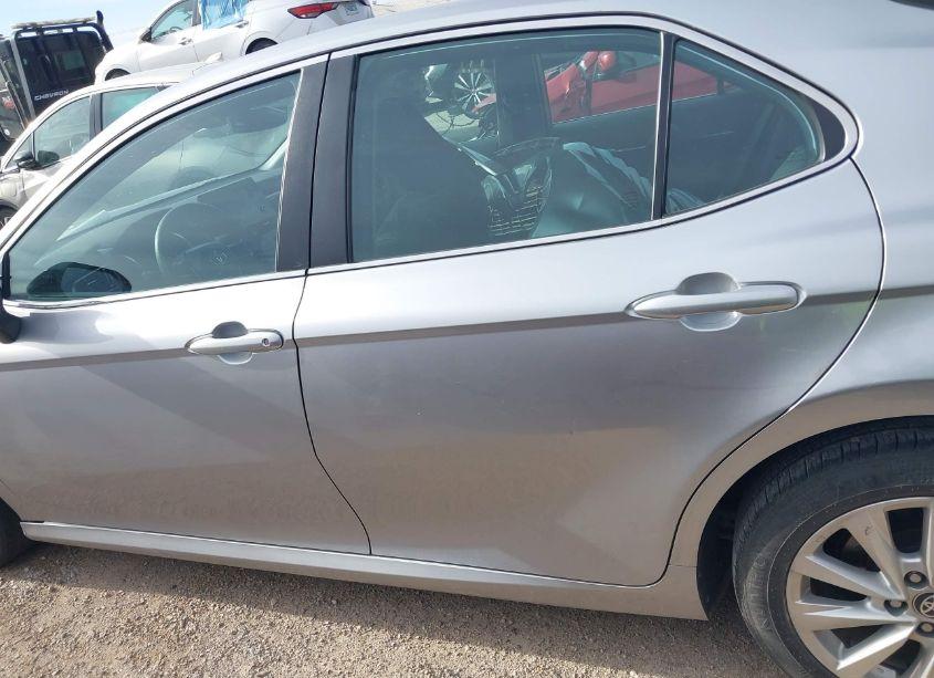 Photo 14 of 2023 Toyota Camry LE (VIN 4T1C11AK7PU773398)