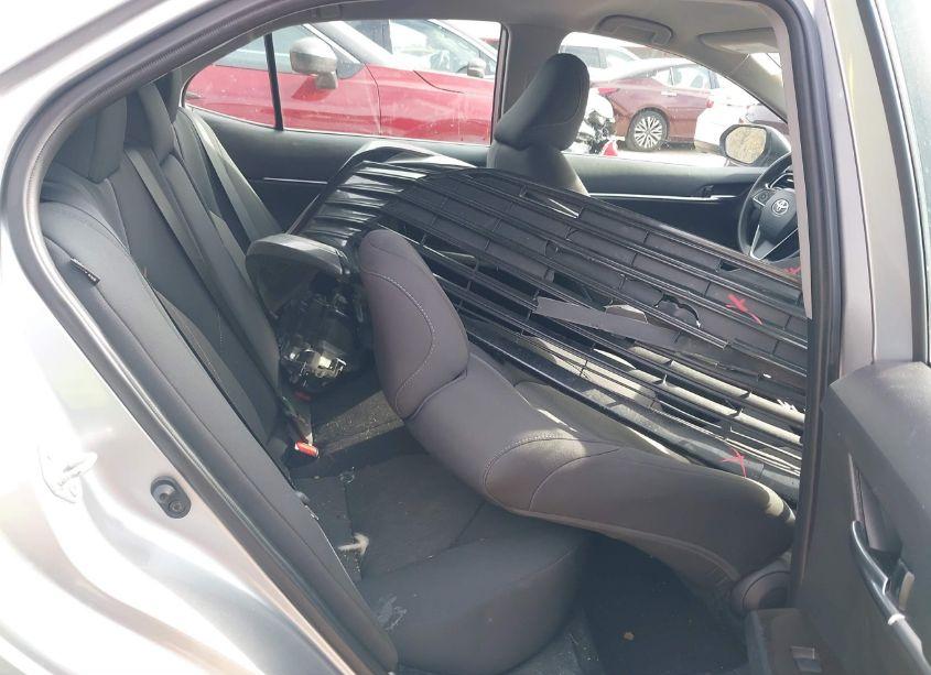 Photo 8 of 2023 Toyota Camry LE (VIN 4T1C11AK7PU773398)