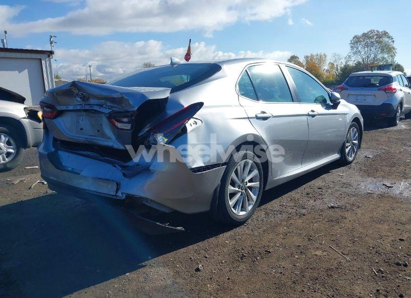 Photo 4 of 2023 Toyota Camry LE (VIN 4T1C11AK7PU775877)