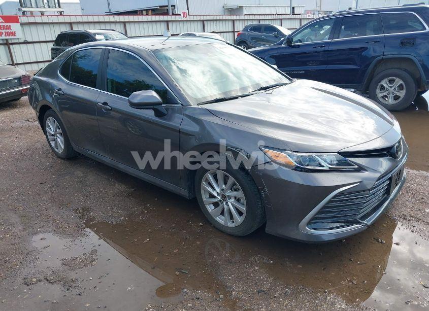 2023 Toyota Camry LE (VIN 4T1C11AK7PU809154) main photo