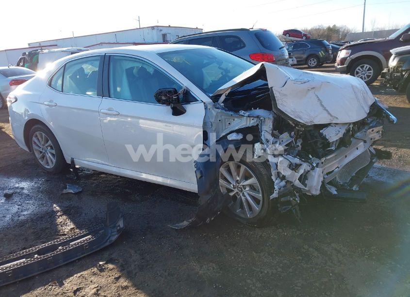 2023 Toyota Camry LE (VIN 4T1C11AK7PU821448) main photo