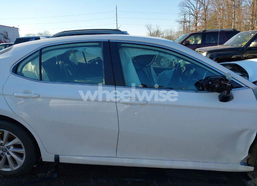 Photo 13 of 2023 Toyota Camry LE (VIN 4T1C11AK7PU821448)