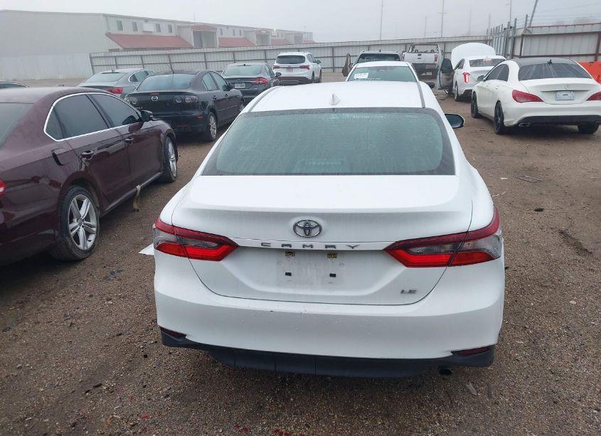 Photo 16 of 2023 Toyota Camry LE (VIN 4T1C11AK7PU822163)