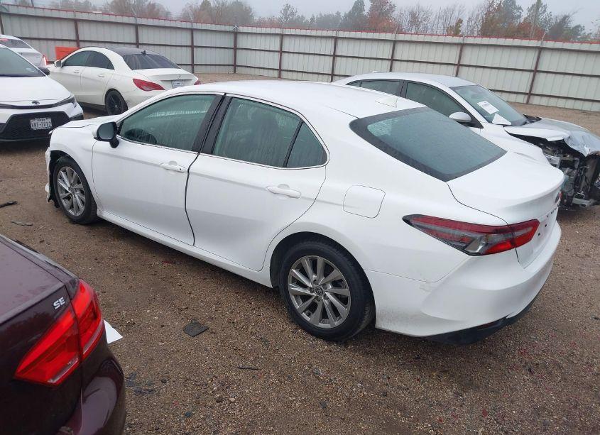 Photo 3 of 2023 Toyota Camry LE (VIN 4T1C11AK7PU822163)