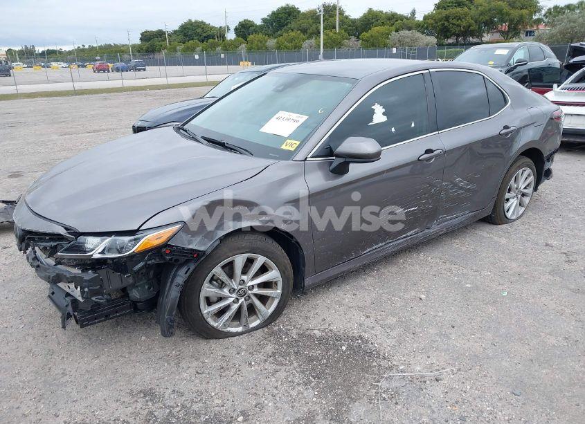 Photo 2 of 2024 Toyota Camry LE (VIN 4T1C11AK7RU852735)
