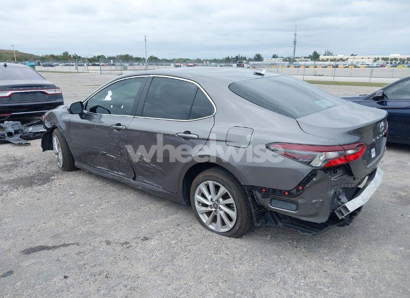 Photo 3 of 2024 Toyota Camry LE (VIN 4T1C11AK7RU852735)