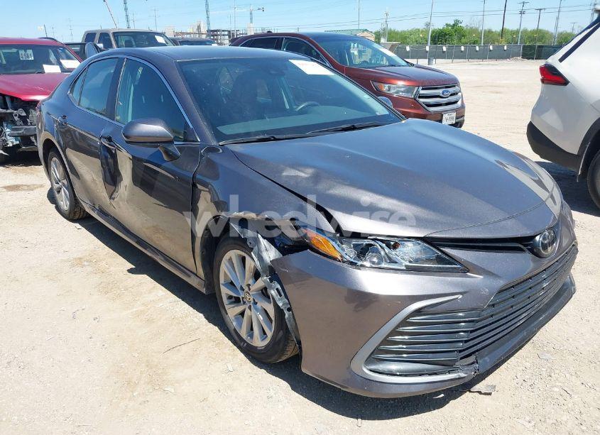 2024 Toyota Camry LE (VIN 4T1C11AK7RU856879) main photo