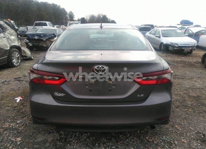 Photo 16 of 2024 Toyota Camry LE (VIN 4T1C11AK7RU908172)