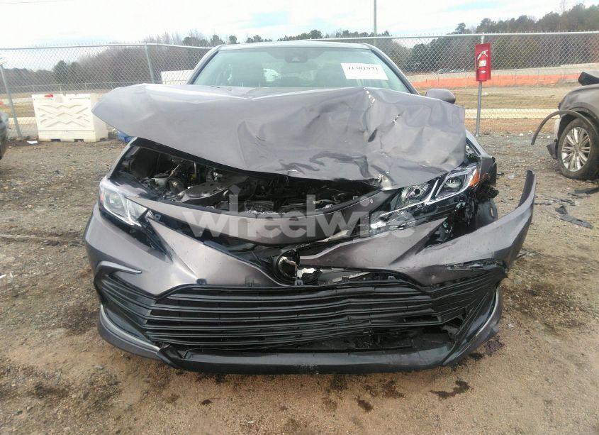 Photo 17 of 2024 Toyota Camry LE (VIN 4T1C11AK7RU908172)