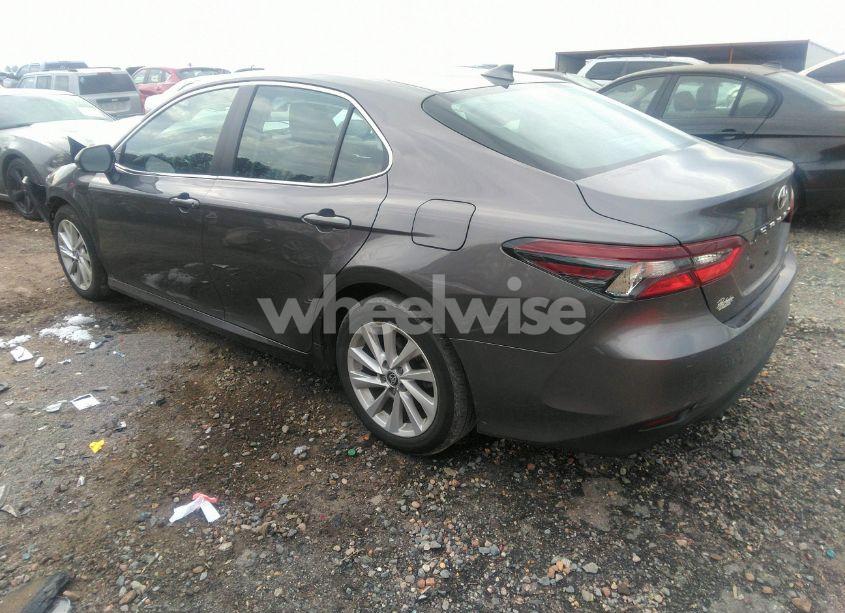 Photo 3 of 2024 Toyota Camry LE (VIN 4T1C11AK7RU908172)