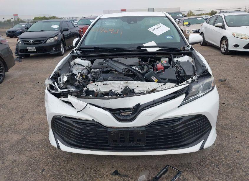 Photo 12 of 2020 Toyota Camry LE (VIN 4T1C11AK8LU312754)