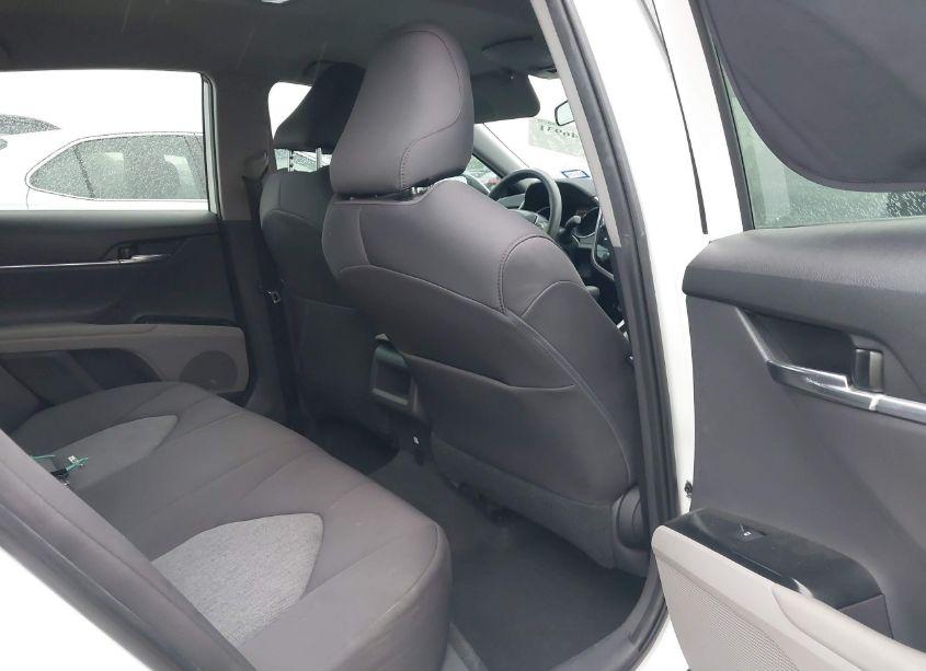 Photo 8 of 2020 Toyota Camry LE (VIN 4T1C11AK8LU312754)