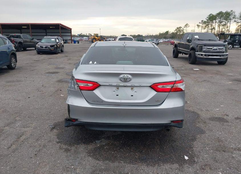 Photo 16 of 2020 Toyota Camry LE (VIN 4T1C11AK8LU338898)