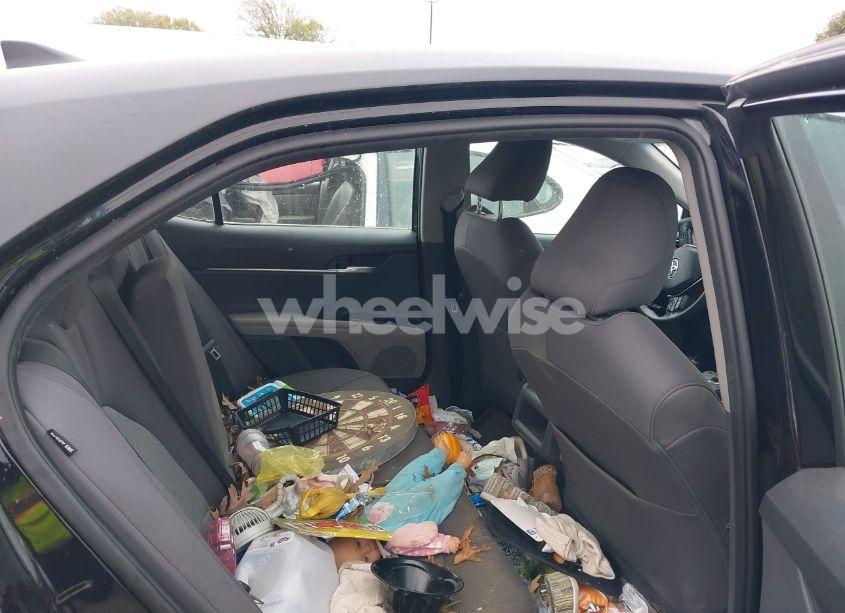 Photo 8 of 2020 Toyota Camry LE (VIN 4T1C11AK8LU342417)