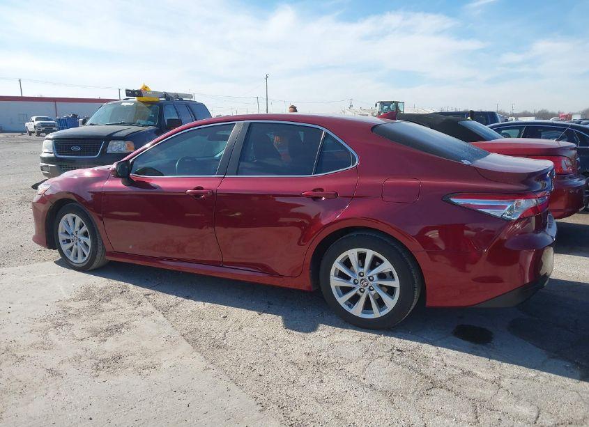 Photo 14 of 2020 Toyota Camry LE (VIN 4T1C11AK8LU859183)