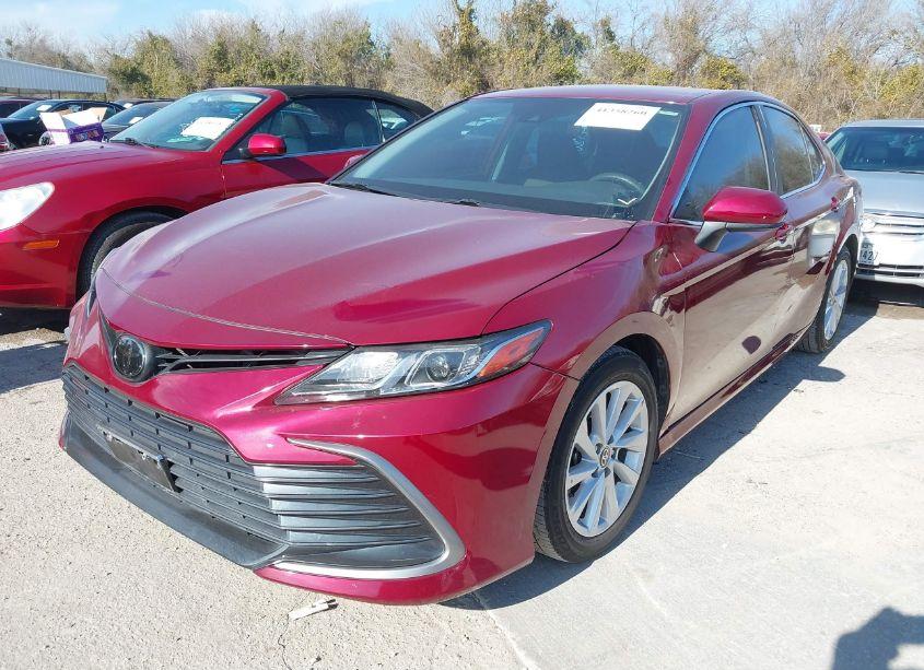 Photo 2 of 2020 Toyota Camry LE (VIN 4T1C11AK8LU859183)